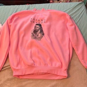 ariana grande crew neck